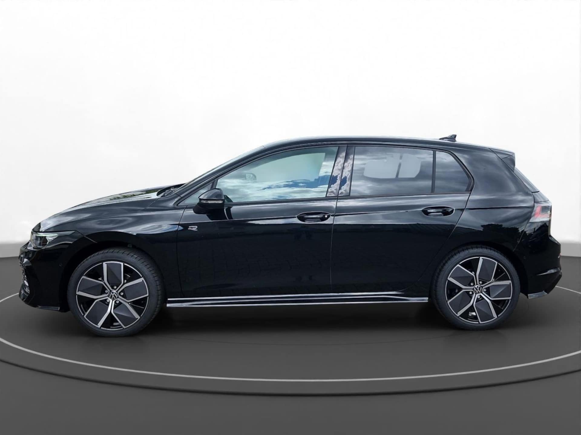 Volkswagen Golf R-Line
