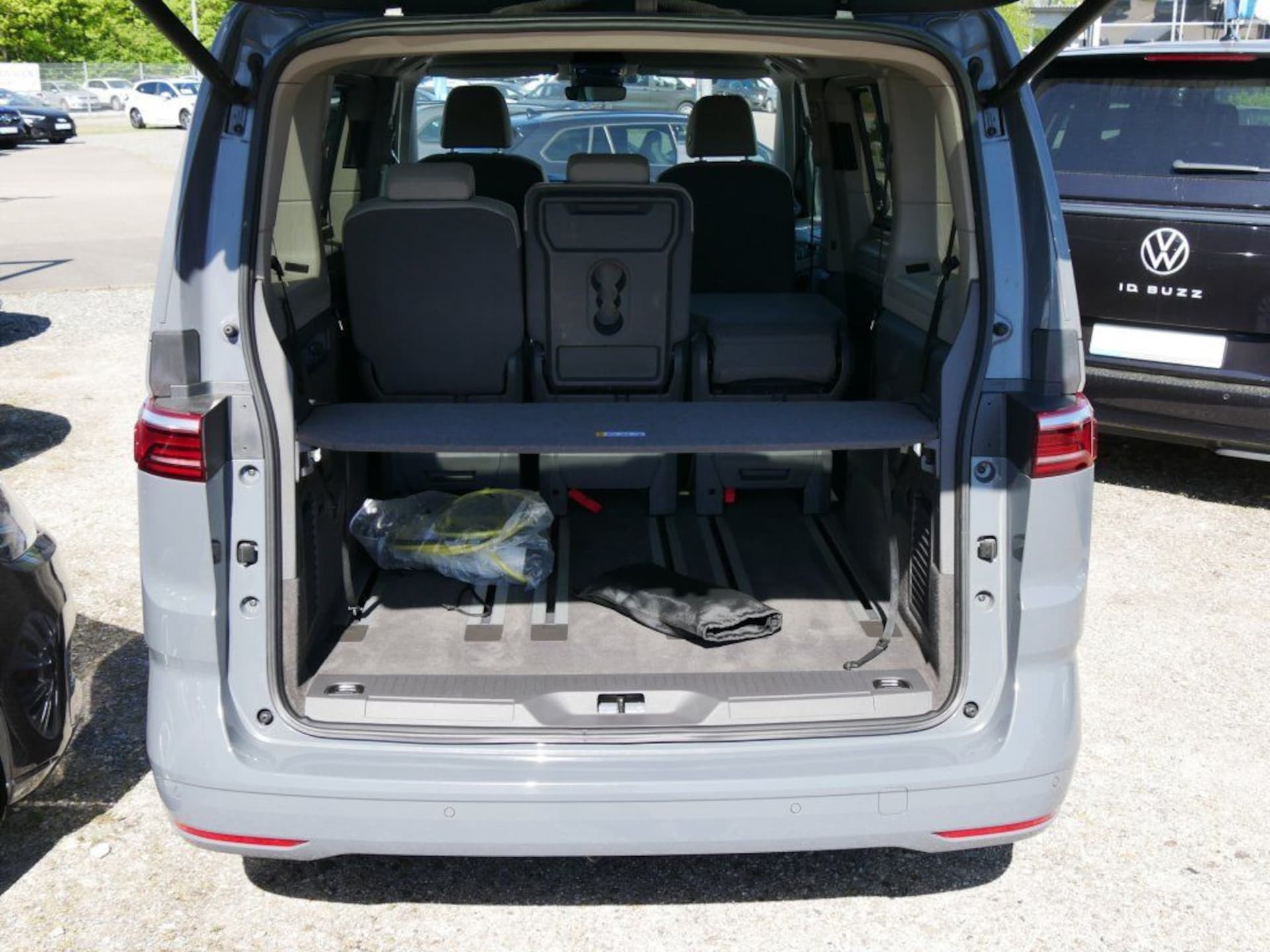 Volkswagen Multivan Basis-Modell