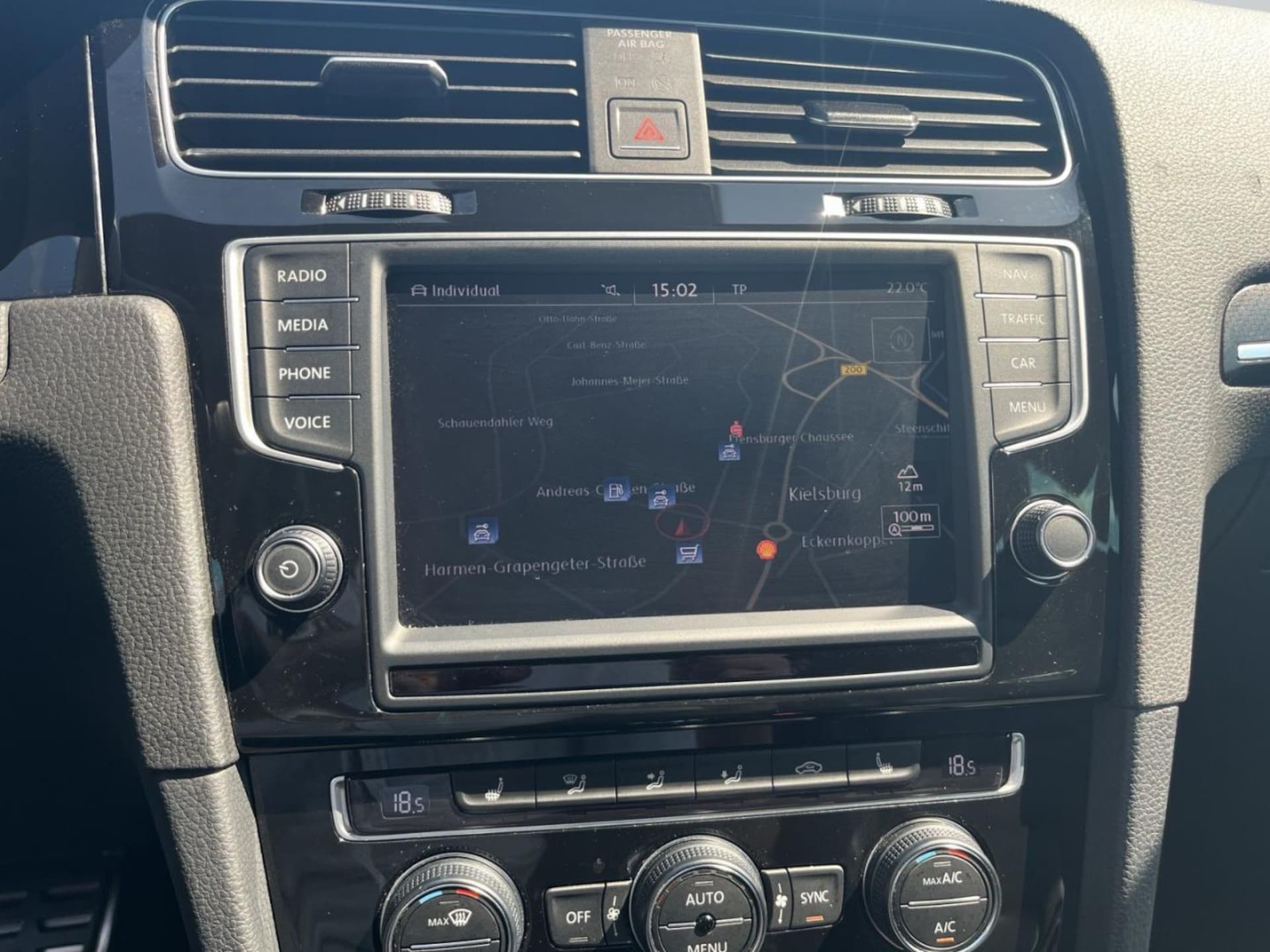 Volkswagen Golf Variant R