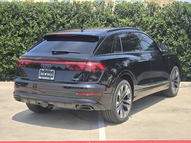 2026 Audi Q8