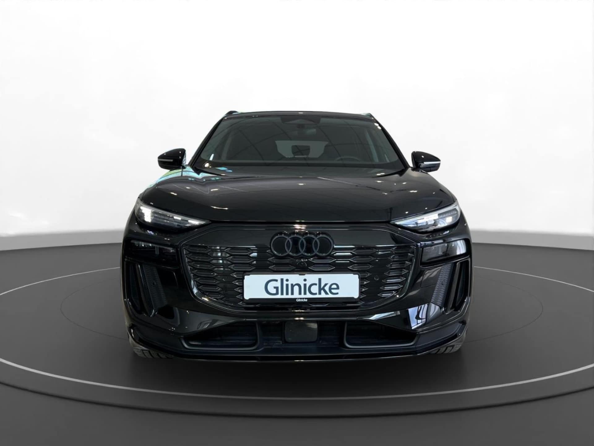 Audi Q6 SUV e-tron