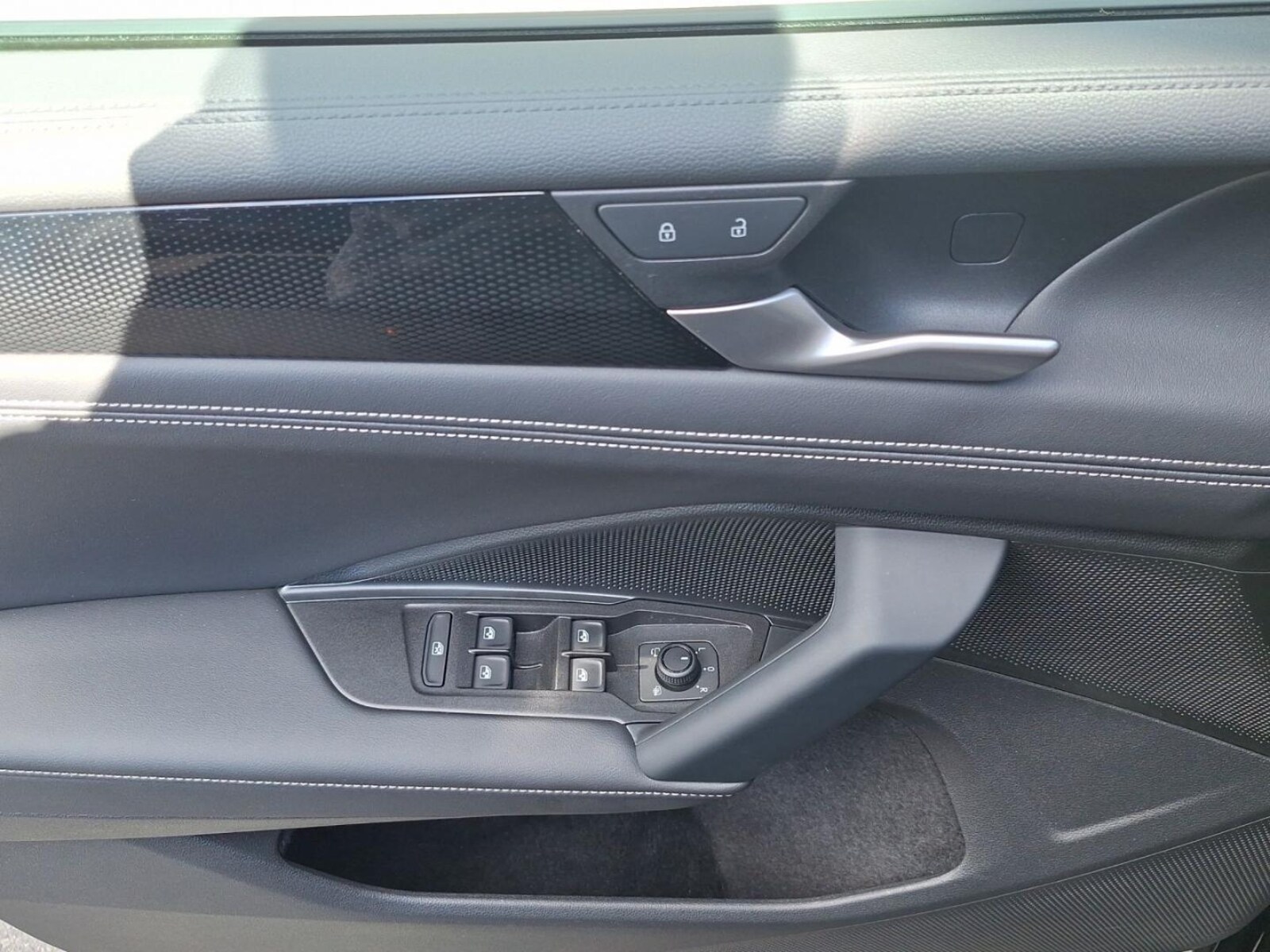 Volkswagen Tiguan – Bild 8