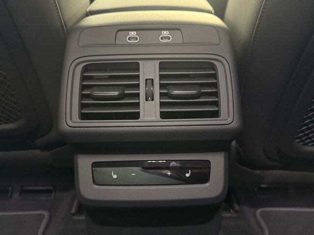 Image about Audi Q5 SUV TDI quattro 150 kW S tronic