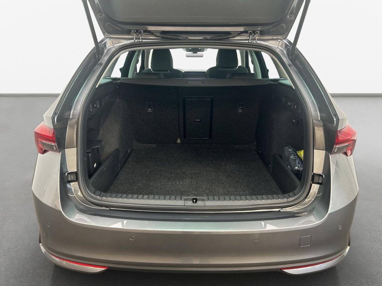 Škoda Octavia Combi – Bild 11
