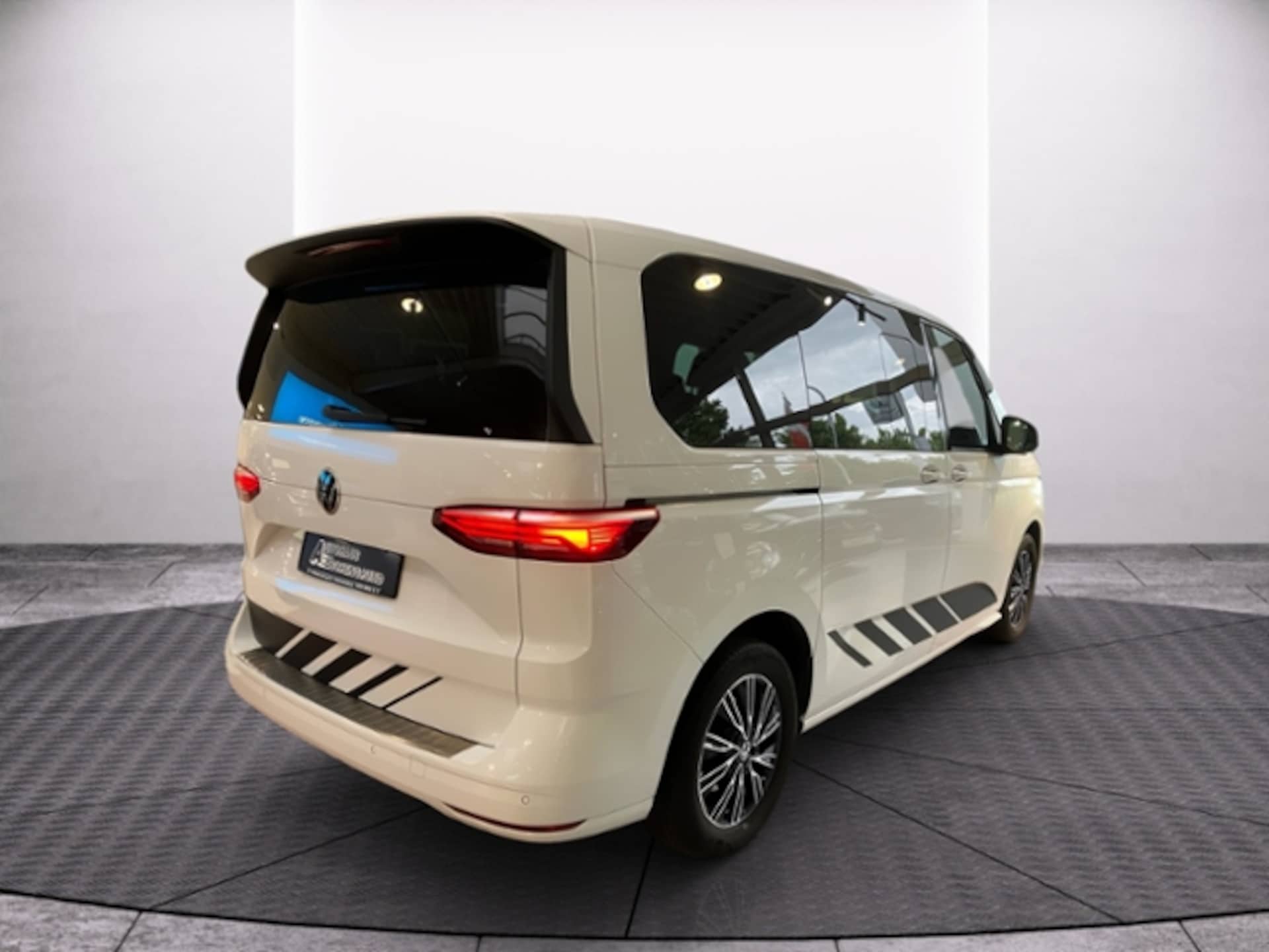 Volkswagen Multivan Basis-Modell