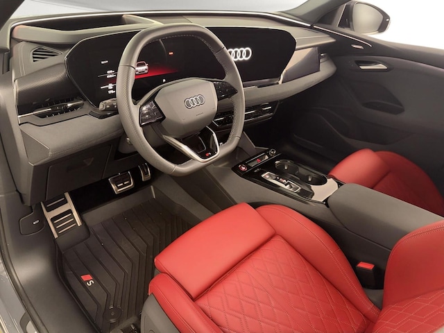 2025 Audi SQ6 e-tron