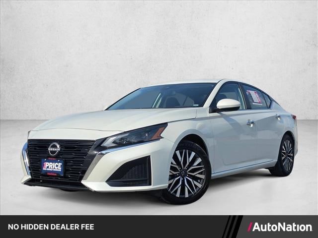 Photo of 2023 Nissan Altima 