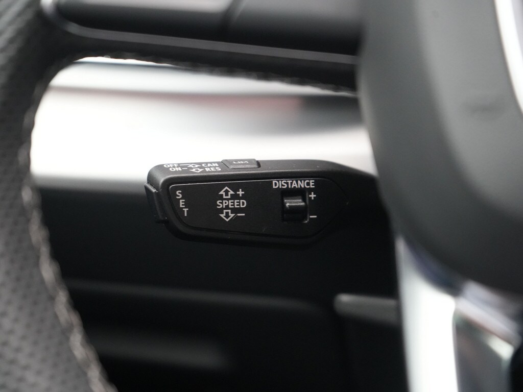 Image about Audi SQ8 TDI quattro tiptronic