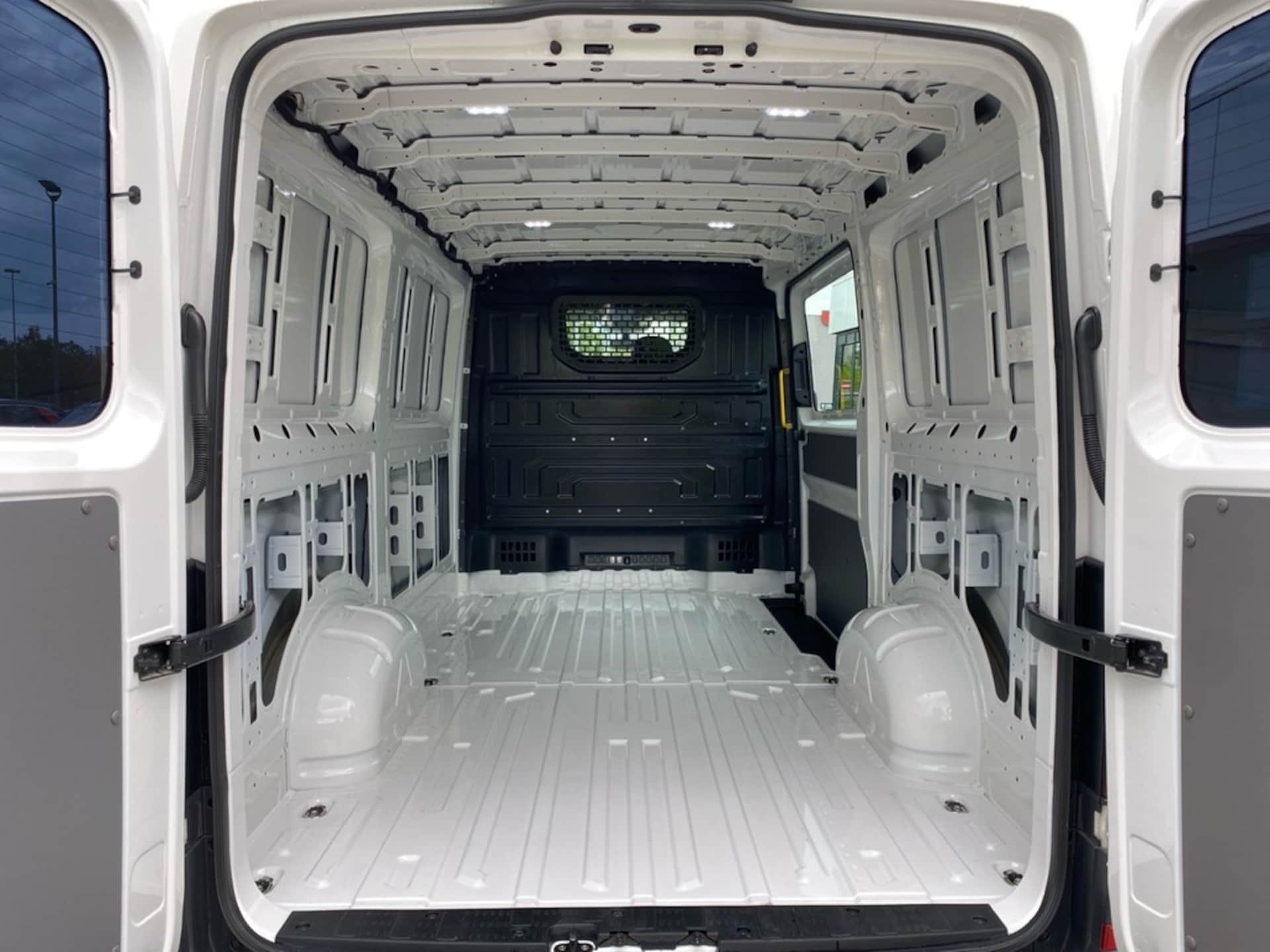 Volkswagen Crafter Kasten mittlerer Radstand