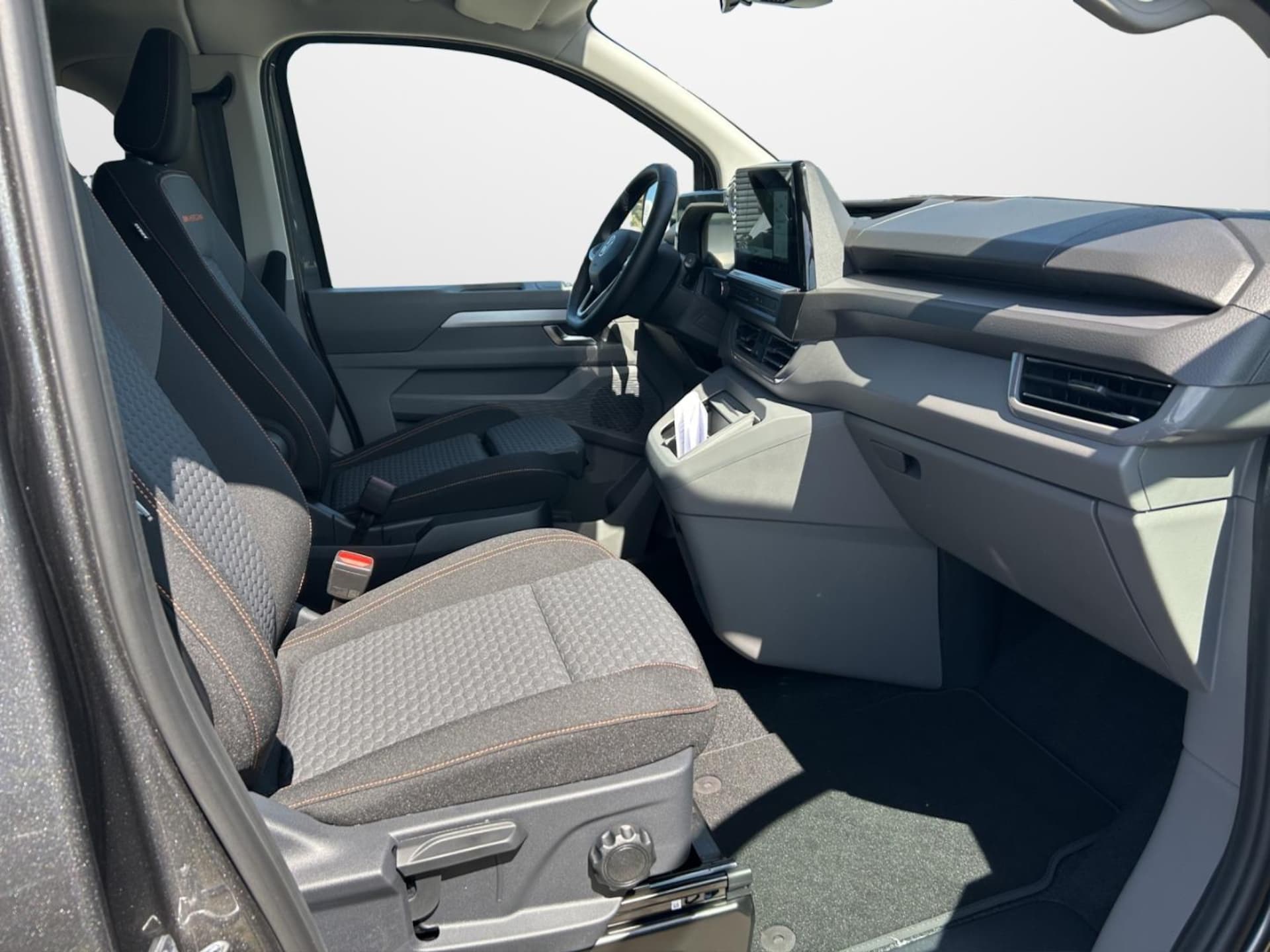 Volkswagen e-Caravelle Life