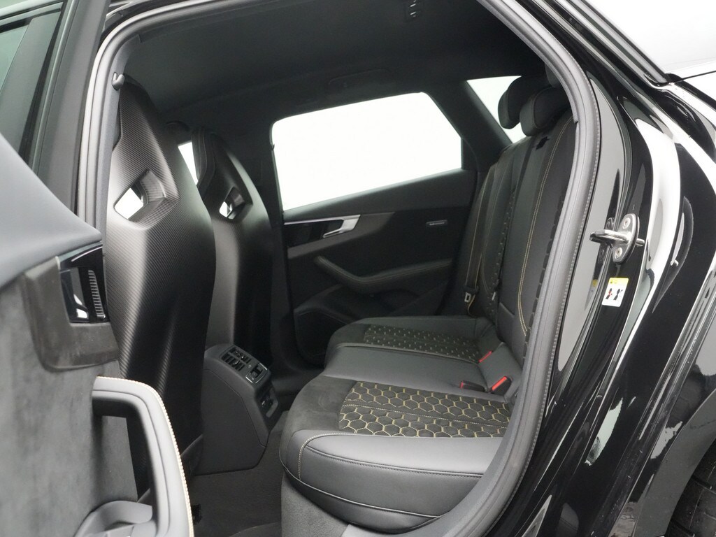 Image about Audi RS 4 Avant quattro tiptronic
