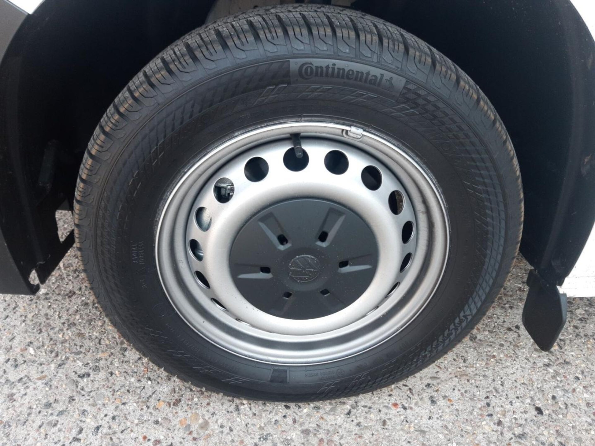 Volkswagen Transporter Kasten langer Radstand