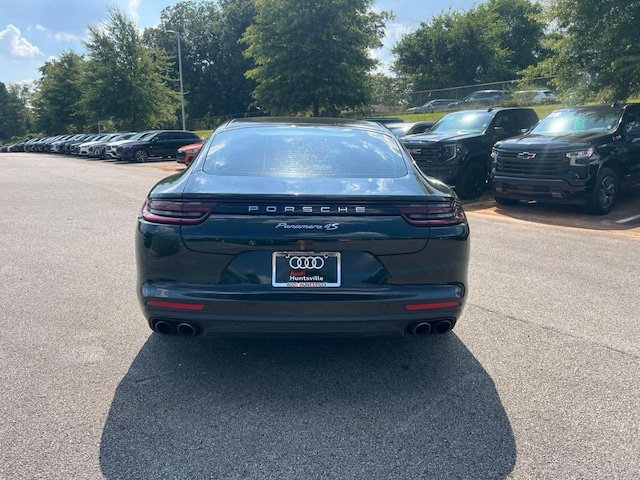 2018 Porsche Panamera