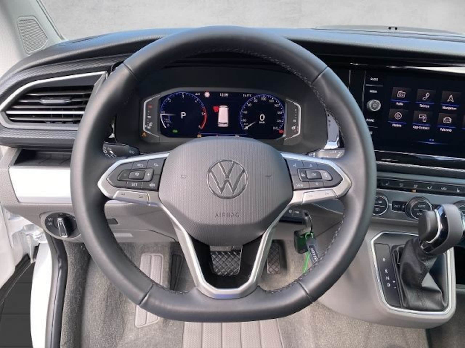 Volkswagen T6.1 California Beach