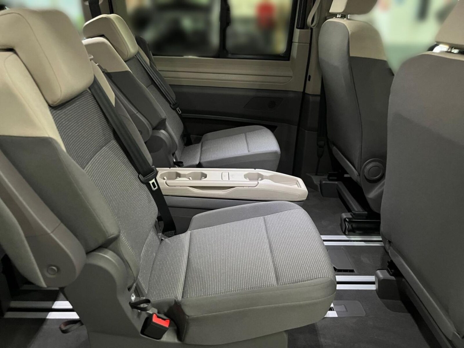 Volkswagen Multivan – Bild 18