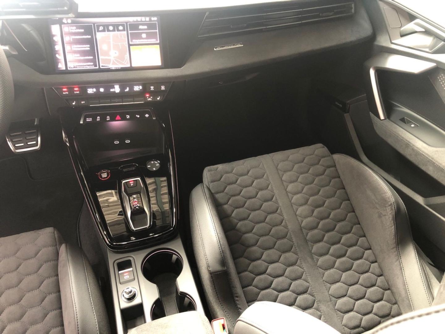 Image about Audi RS 3 Sportback TFSI quattro S tronic