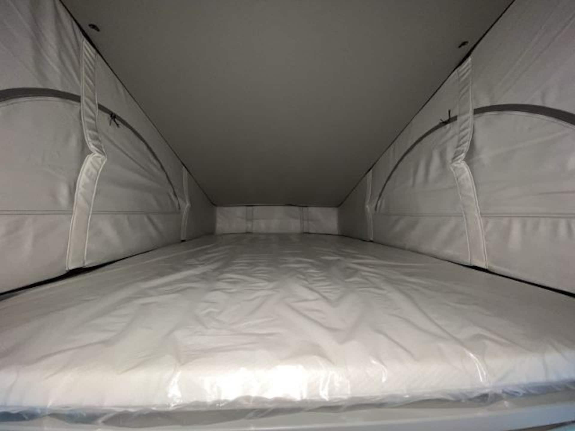 Volkswagen T6.1 California Beach