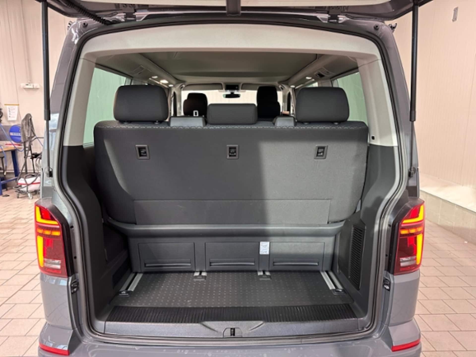 Volkswagen T6.1 California Beach