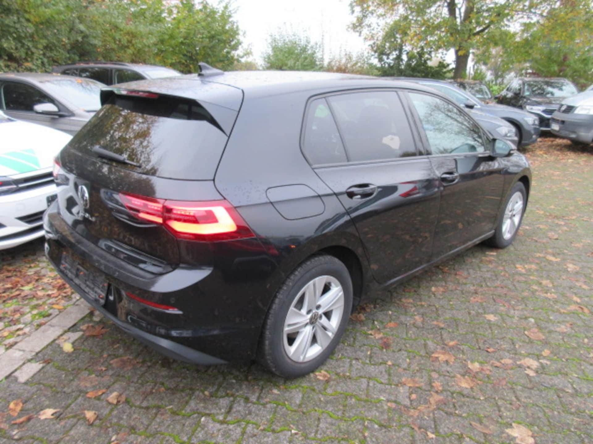 Volkswagen Golf Life