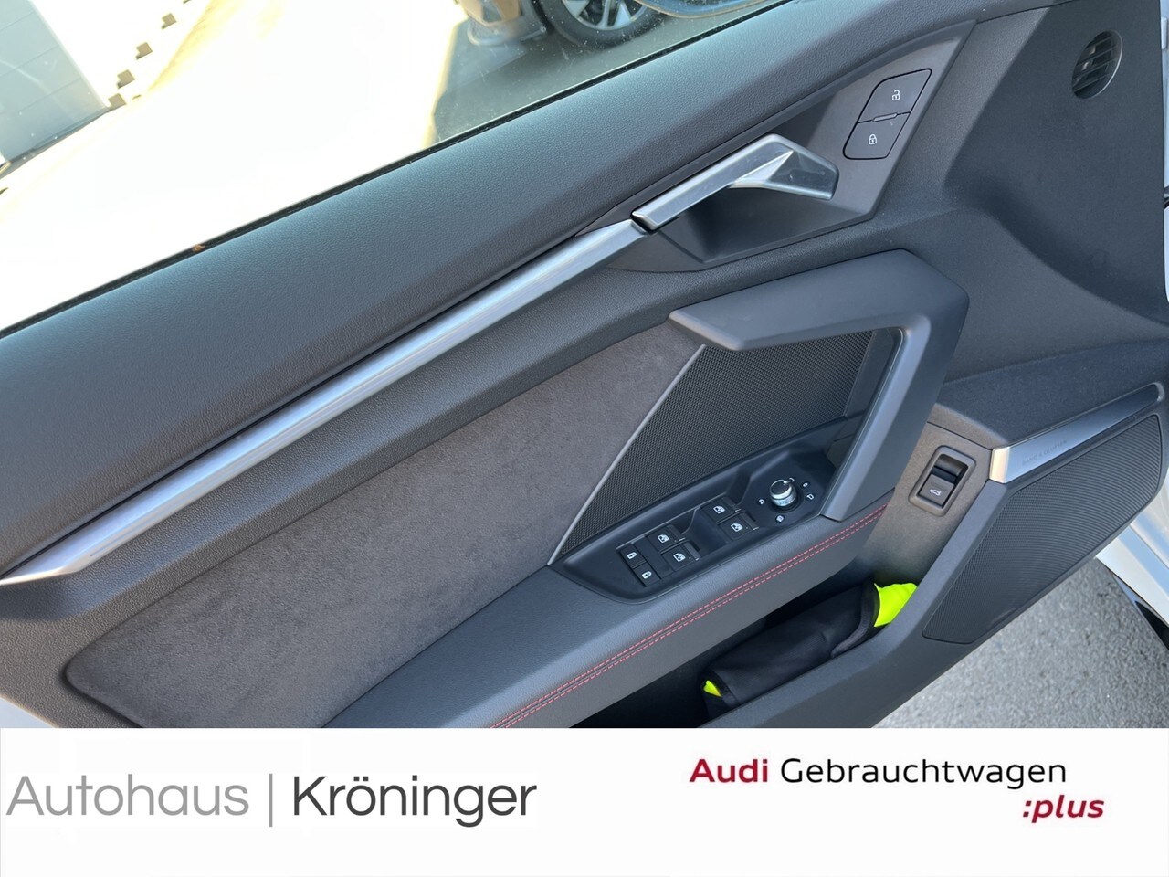 Image about Audi RS 3 Sportback TFSI quattro S tronic