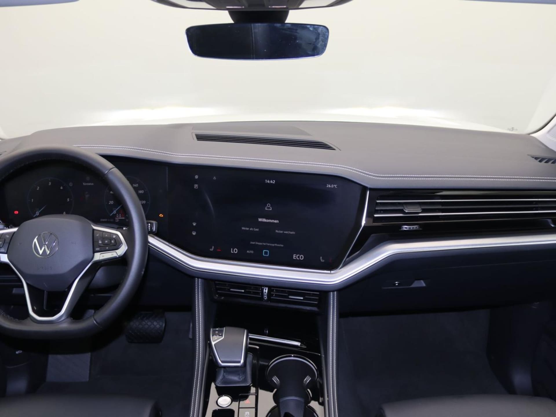 Volkswagen Touareg Basis-Modell