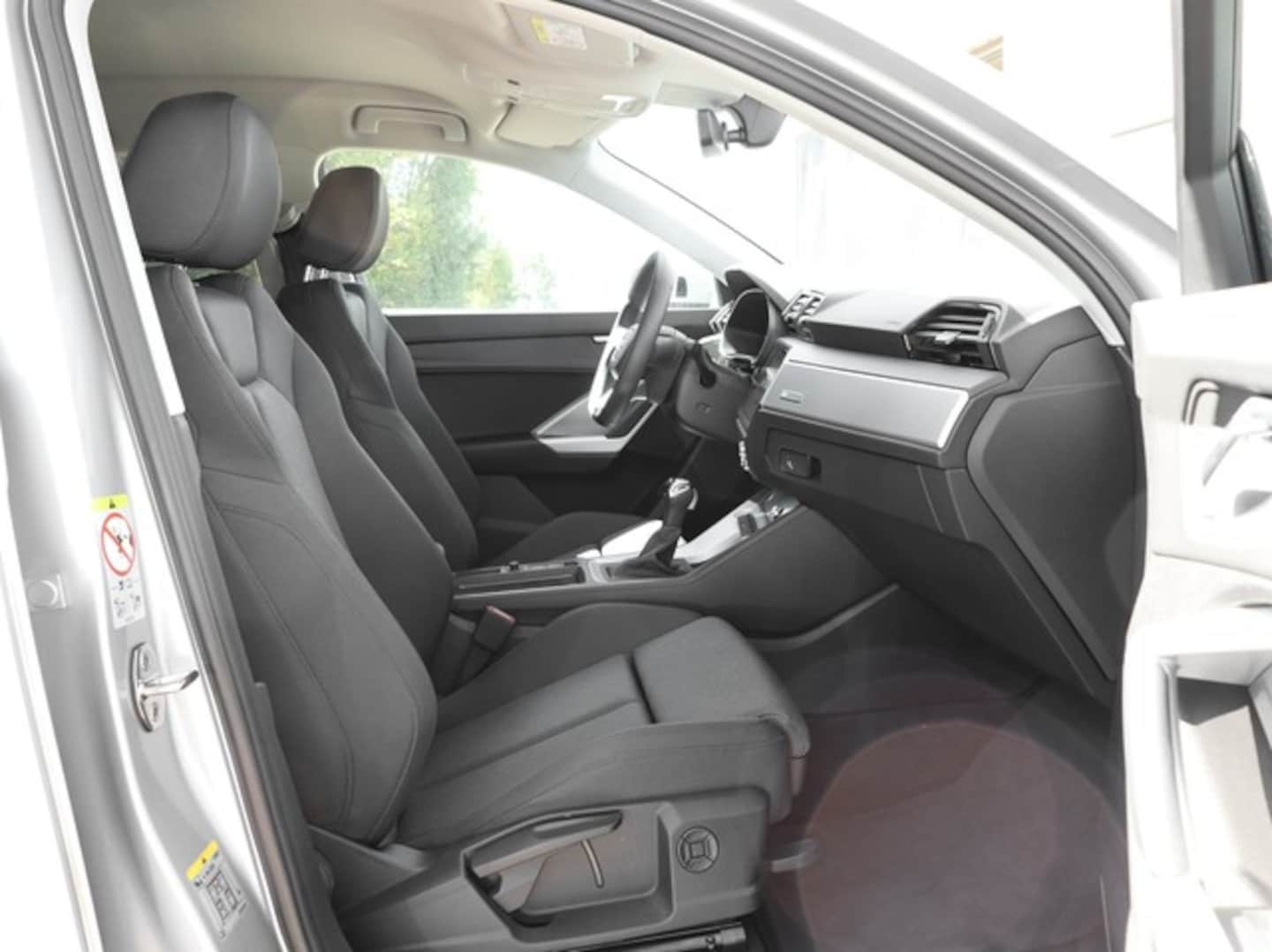 Bild über Audi Q3 TFSI 110 kW S tronic - für weitere Informationen kontaktieren Sie den Audi Partner