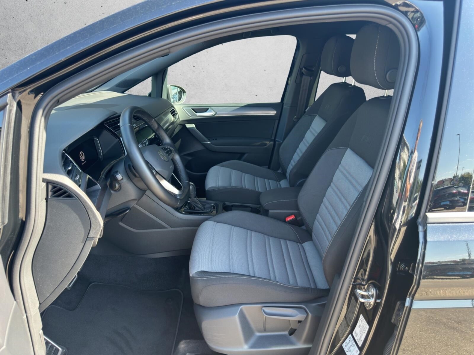 Volkswagen Touran – Bild 12