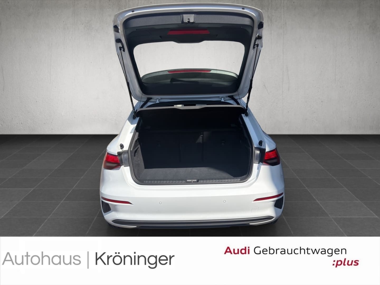 Bild über Audi A3 Sportback TFSI e 40 TFSI e S tronic - für weitere Informationen kontaktieren Sie den Audi Partner