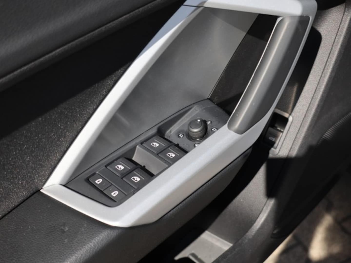 Bild über Audi Q3 TFSI 110 kW S tronic - für weitere Informationen kontaktieren Sie den Audi Partner