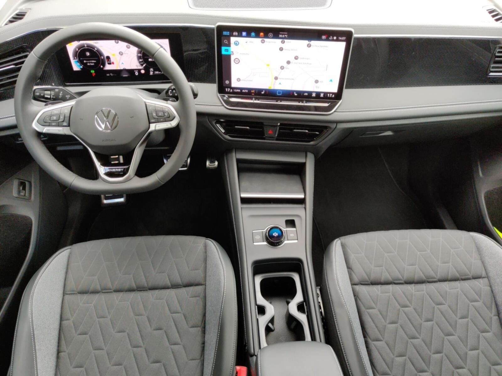 Volkswagen Tiguan – Bild 10