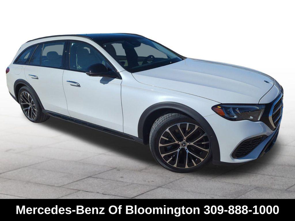 2025 Mercedes-Benz E-Class E450 4MATIC All-Terrain's photo