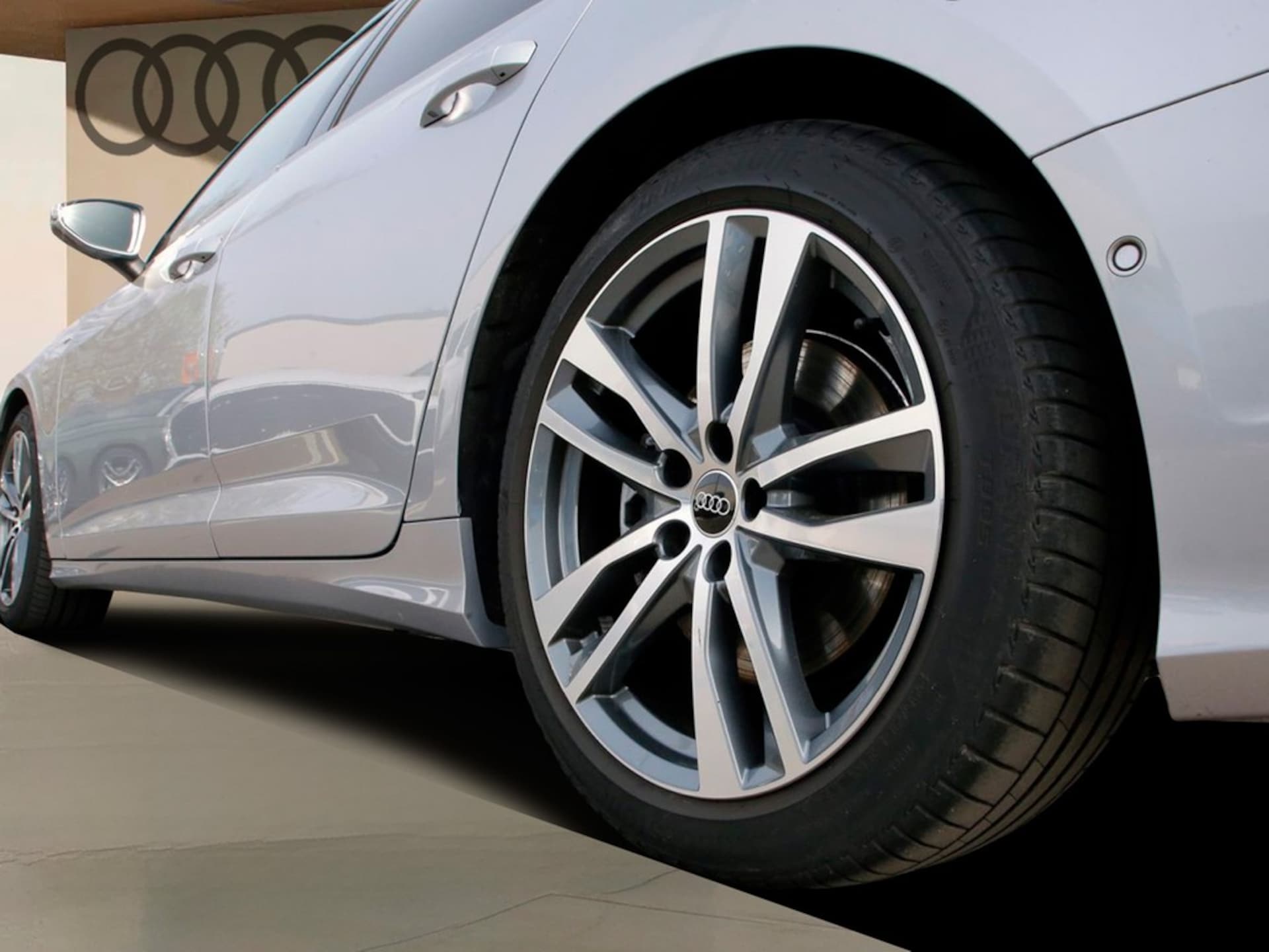 Audi A6 Avant TFSI e Design