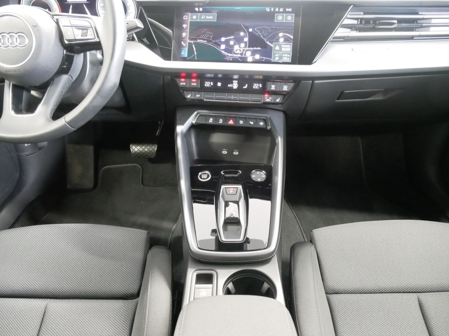 Bild über Audi A3 Sportback S line 35 TDI S tronic - für weitere Informationen kontaktieren Sie den Audi Partner