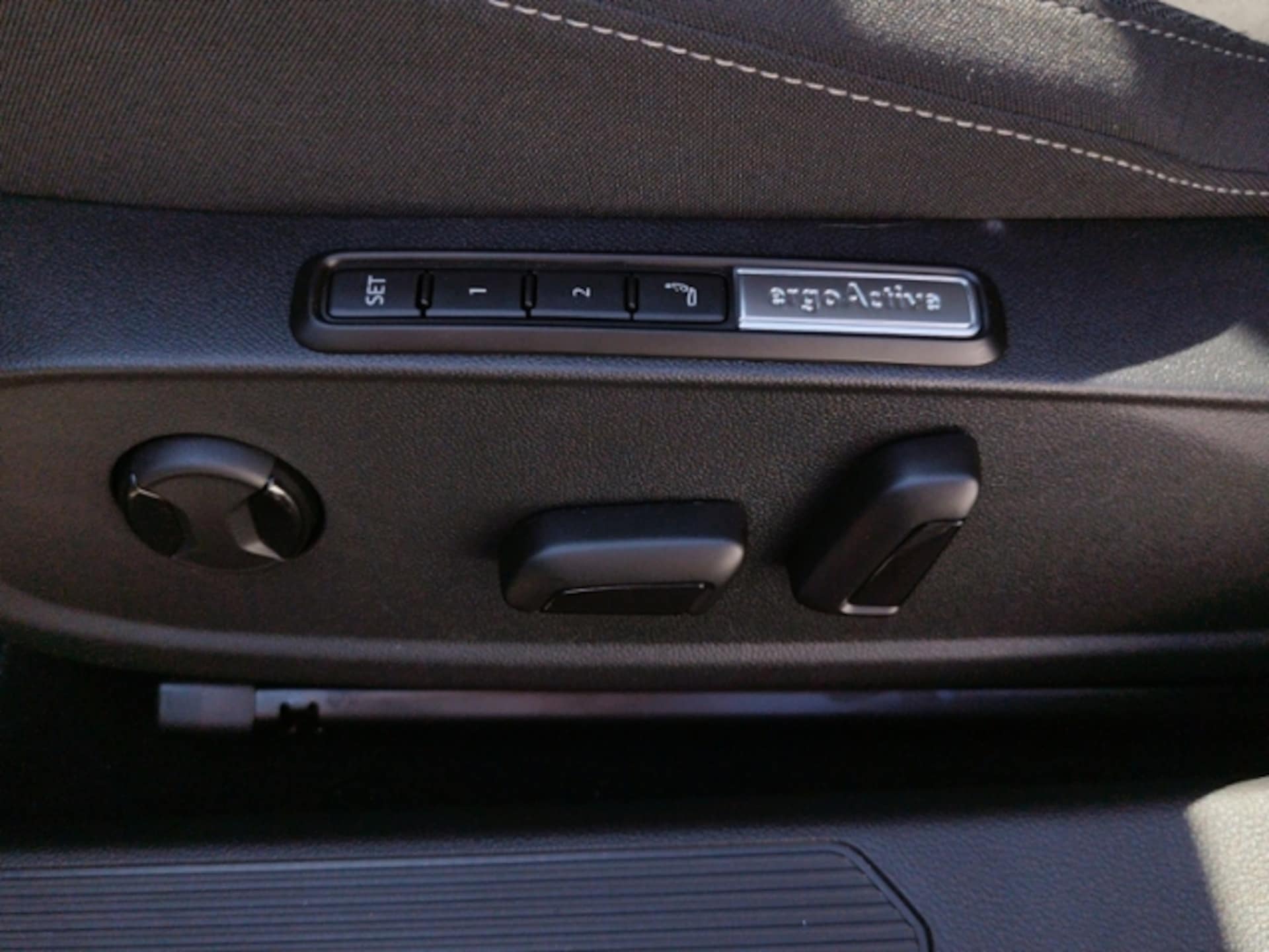 Volkswagen Golf Style