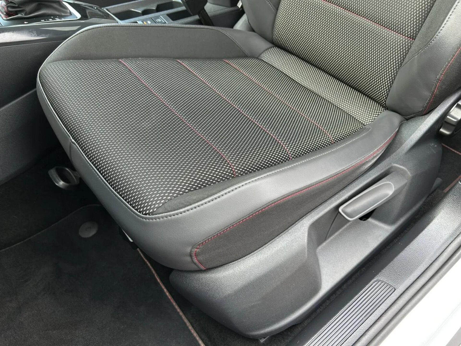 Volkswagen T-Roc Sport