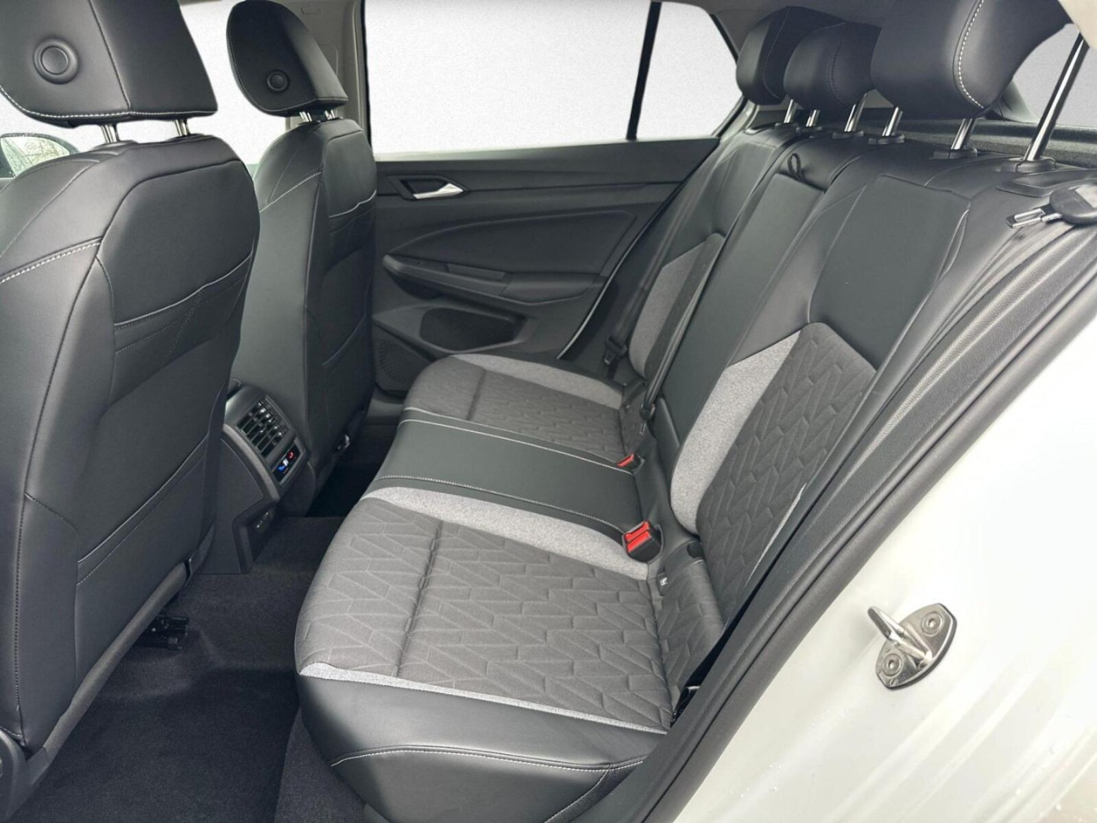 Volkswagen Golf – Bild 12
