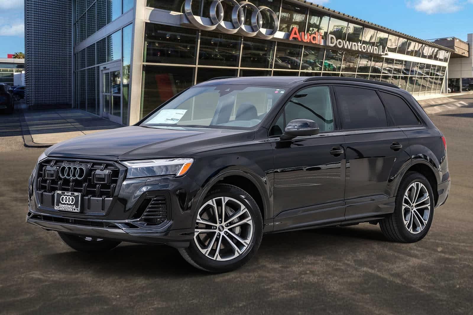2026 Audi Q7 55 Premium quattro Tiptronic's photo