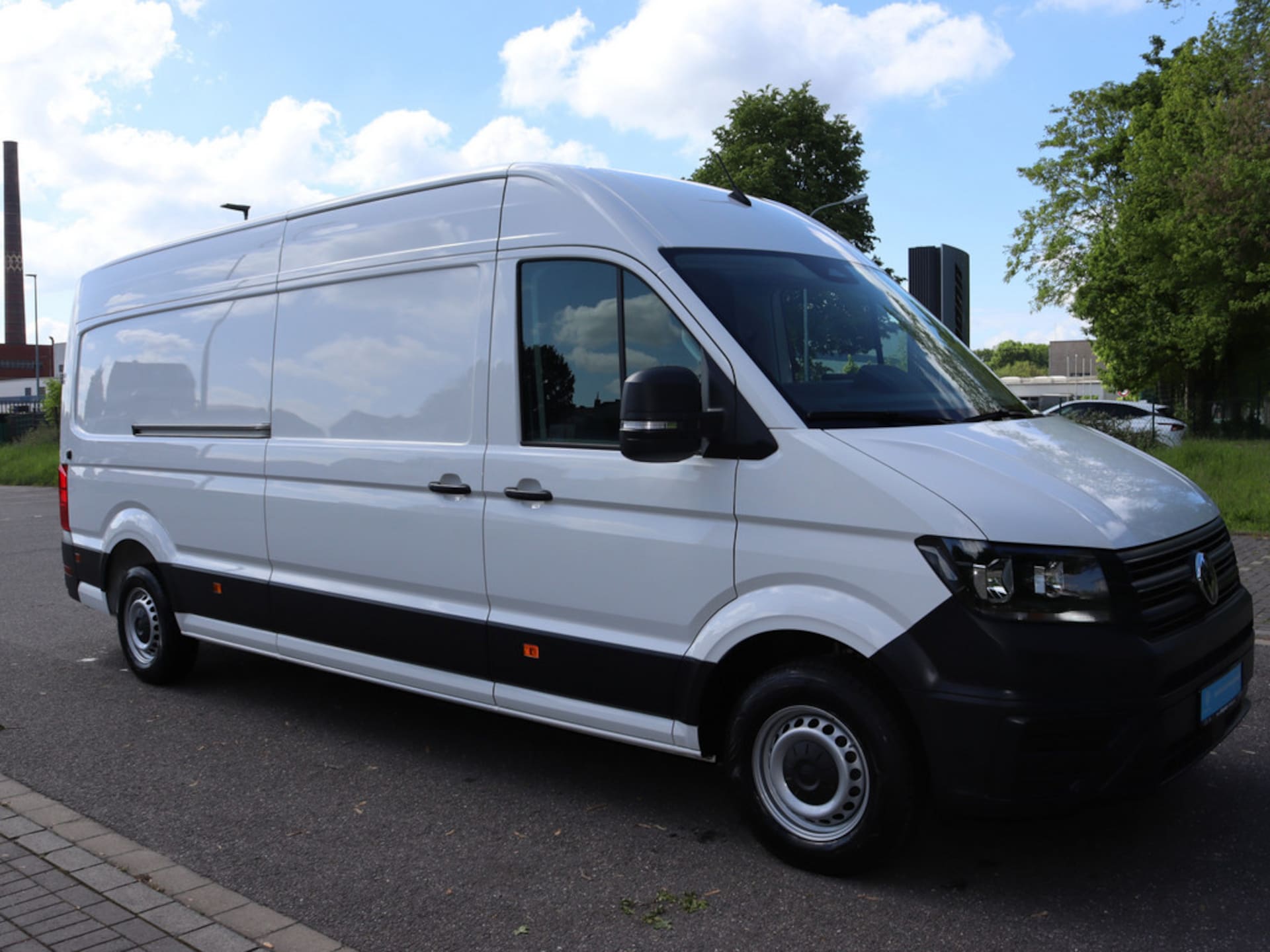 Volkswagen Crafter Kasten langer Radstand