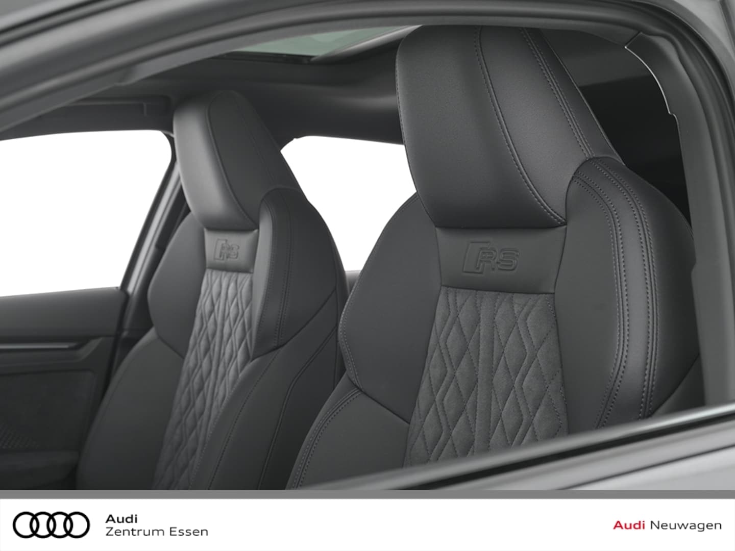 Bild über Audi RS 3 Sportback TFSI quattro 294 kW S tronic - für weitere Informationen kontaktieren Sie den Audi Partner