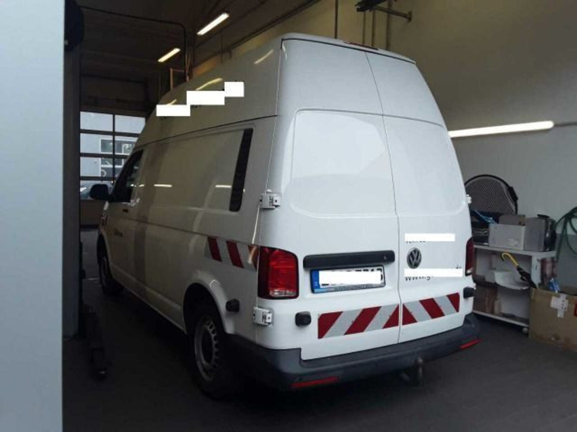 Volkswagen T6.1 Transporter Kasten langer Radstand