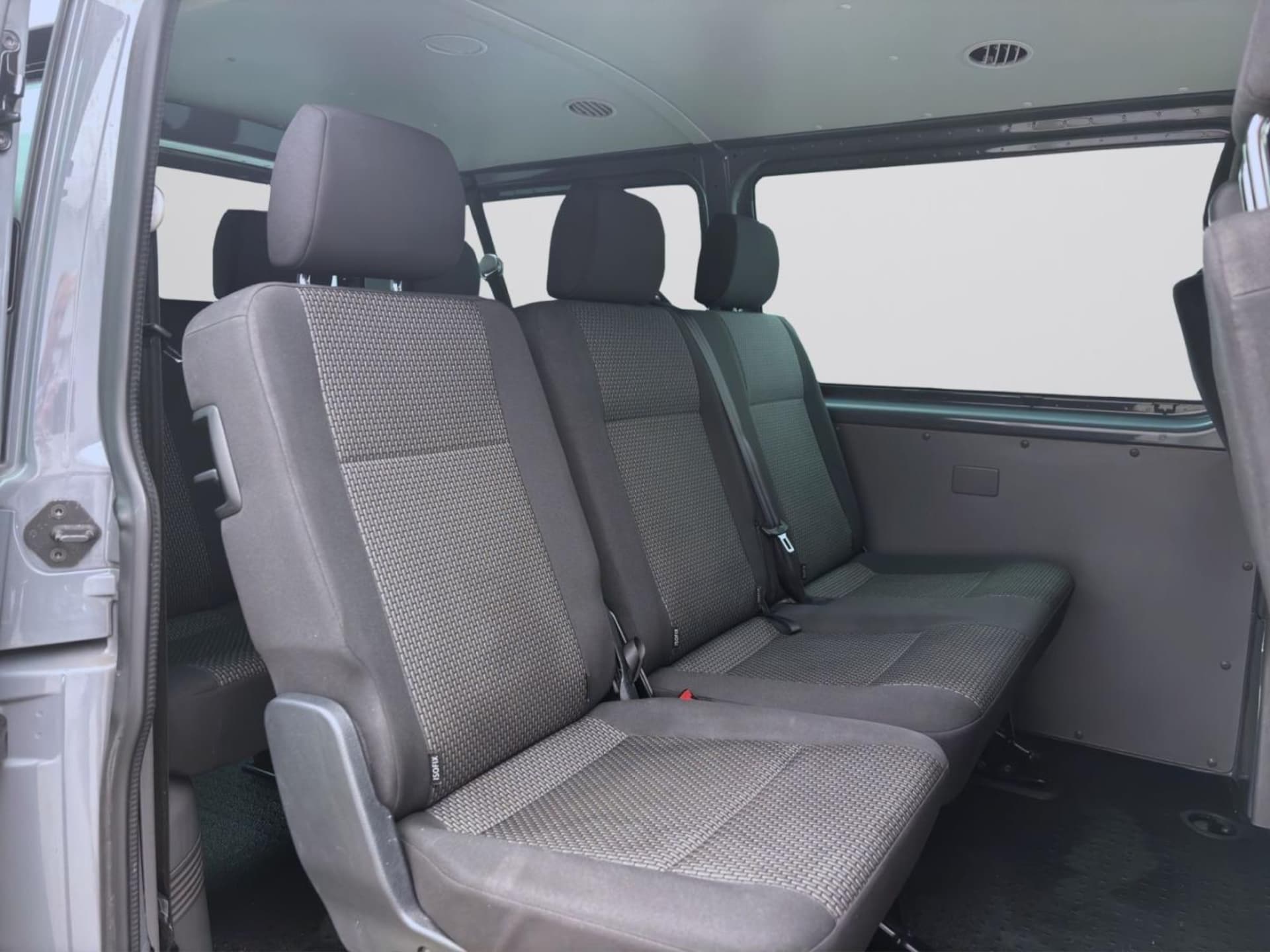 Volkswagen T6.1 Transporter Kombi kurzer Radstand