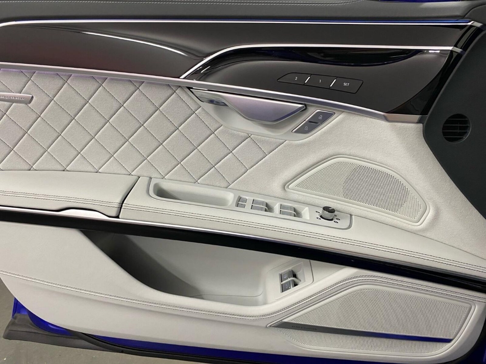 Audi A8 L – Bild 12