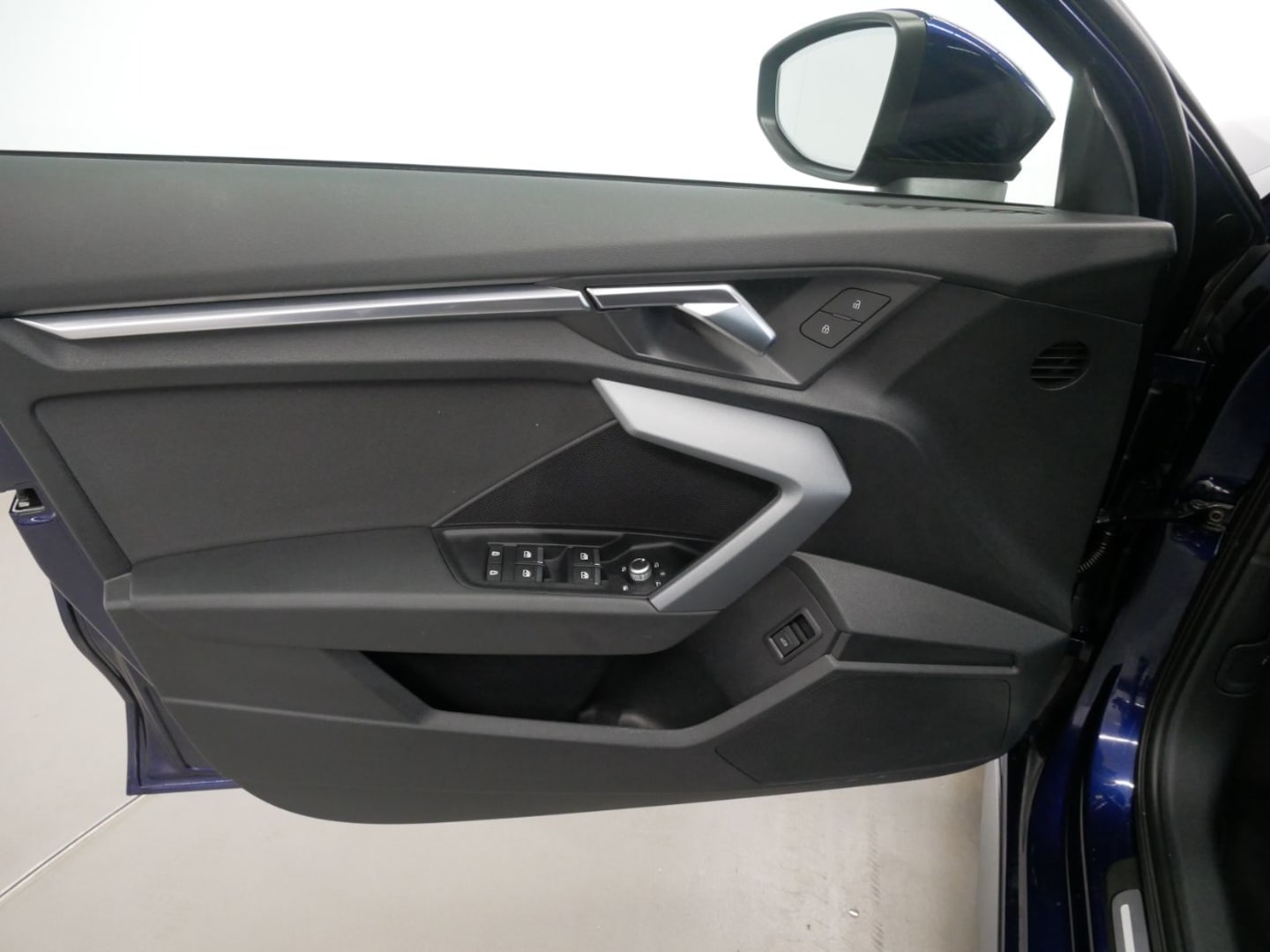 Bild über Audi A3 Sportback S line 35 TDI S tronic - für weitere Informationen kontaktieren Sie den Audi Partner