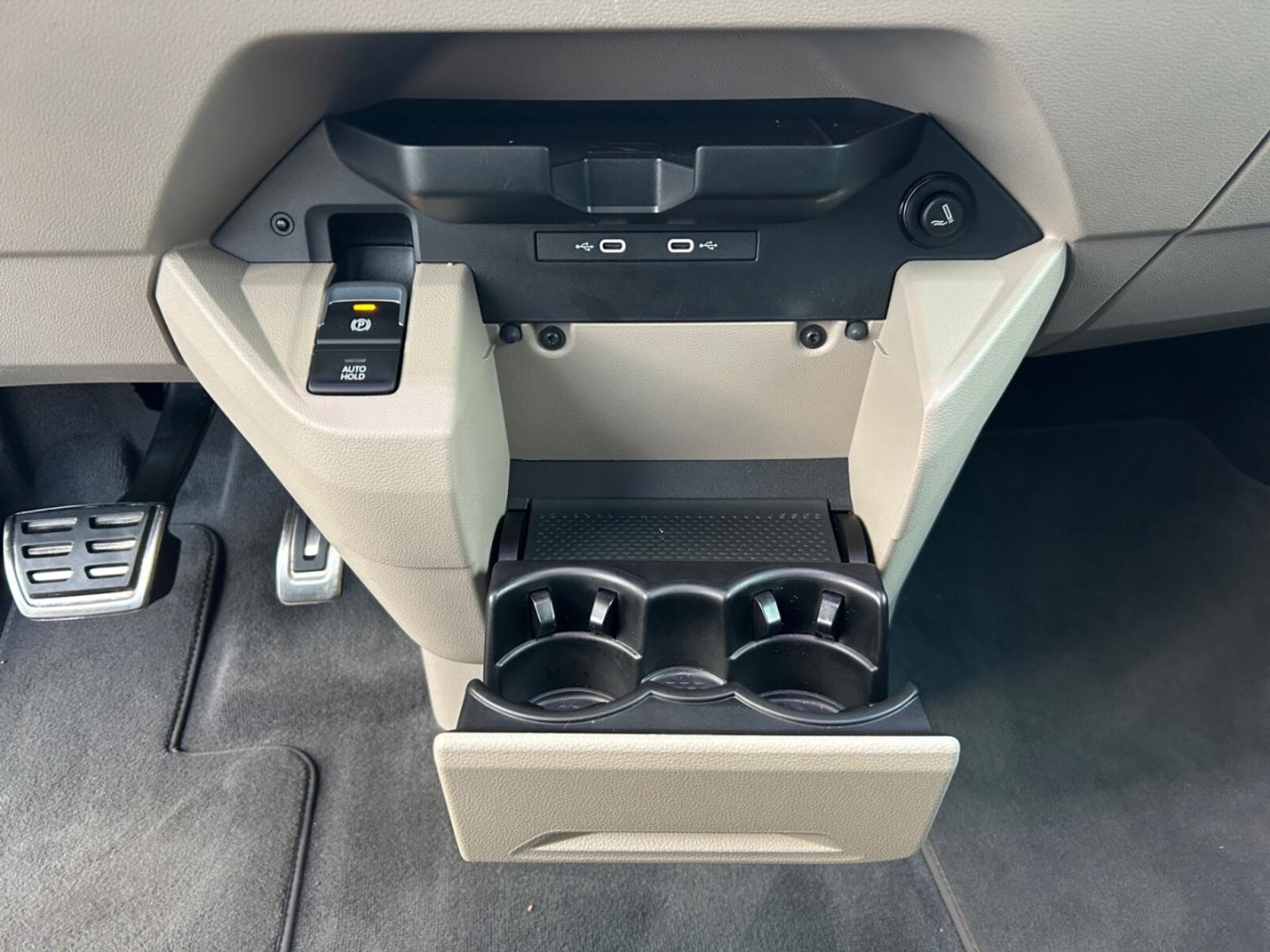 Volkswagen Multivan – Bild 7