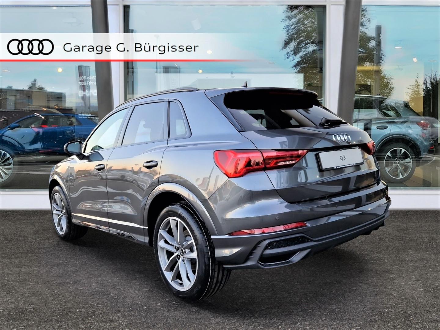 Image about Audi Q3 Special Edition Attraction S line 35 TFSI 110 kW (150 CV) S tronic