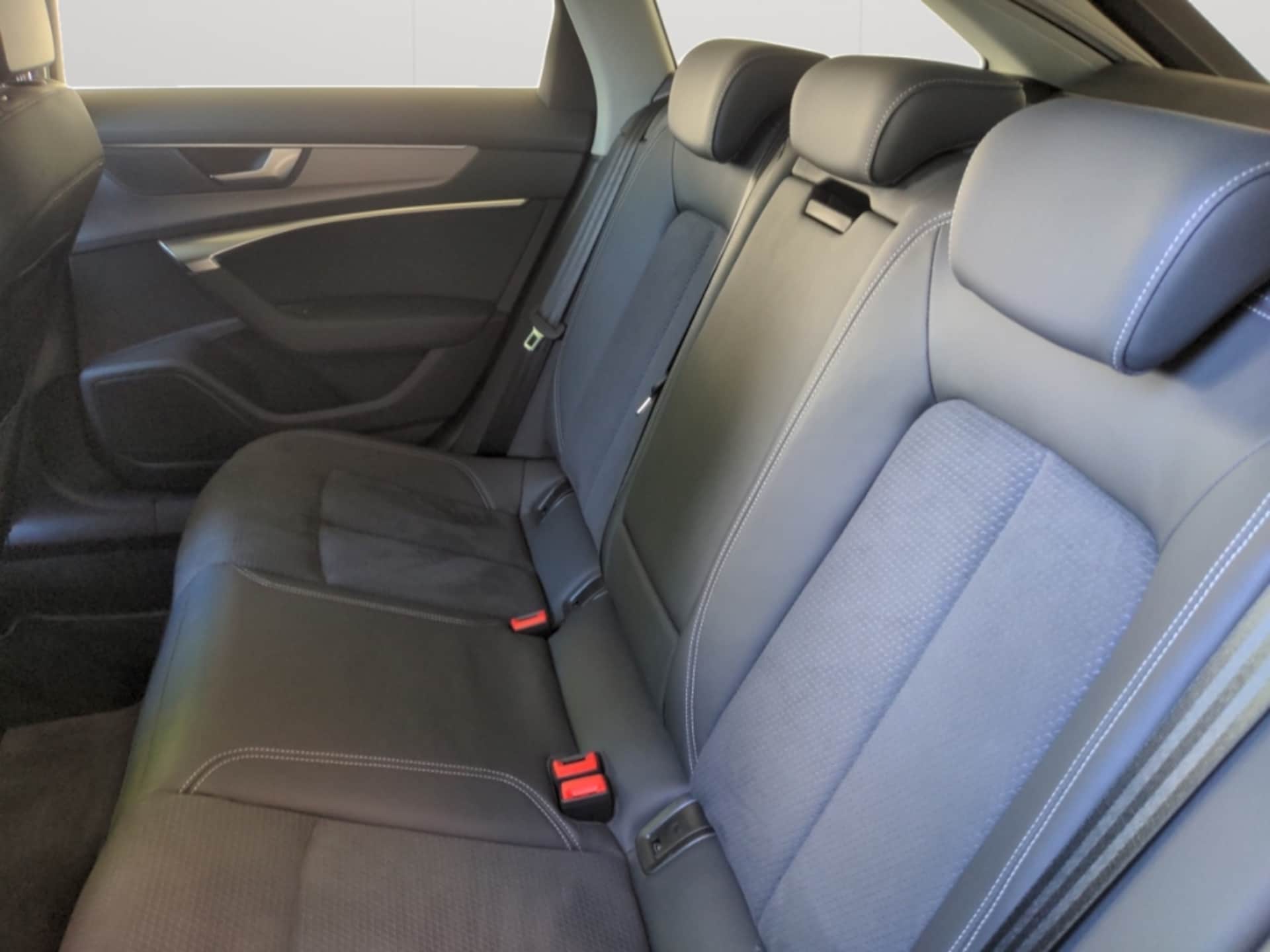 Audi S6 Avant