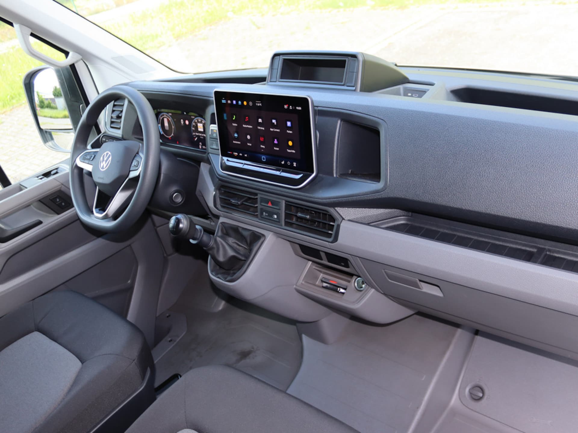 Volkswagen Crafter Kasten langer Radstand