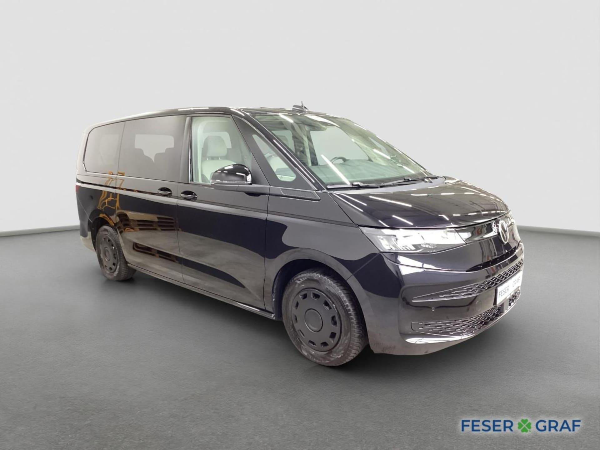 Volkswagen Multivan Langversion Basis-Modell