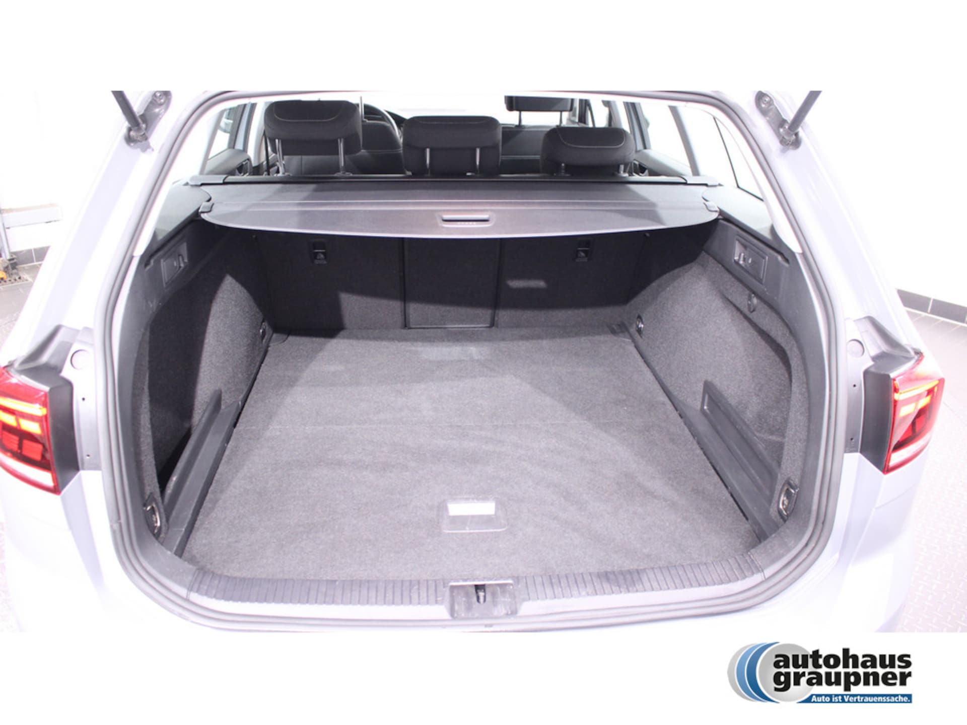 Volkswagen Passat Variant Business