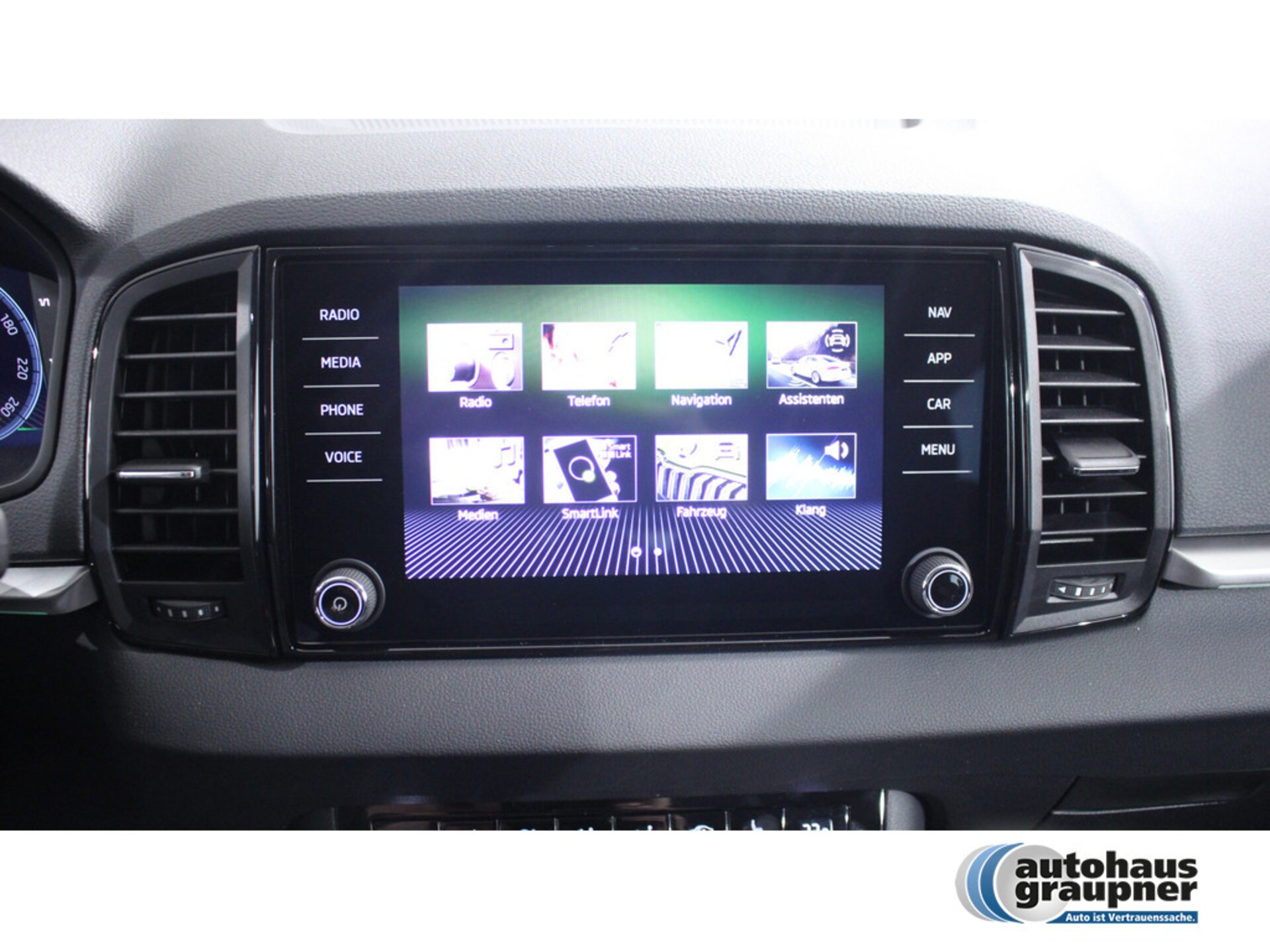 Skoda Karoq Selection